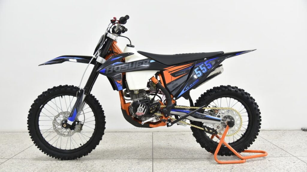 BSE 4 stroke dirt bike